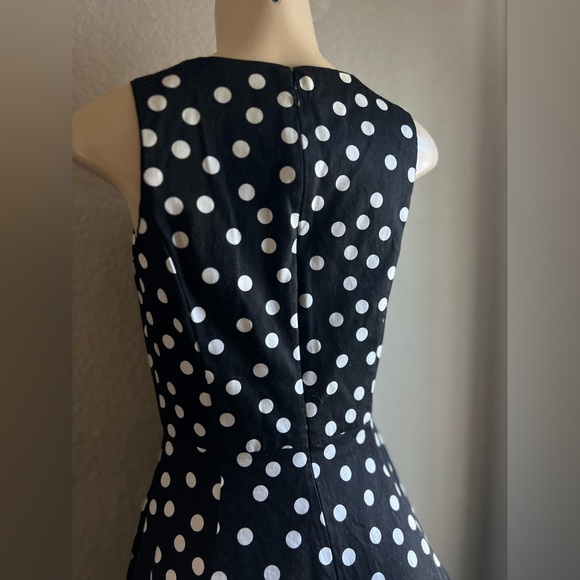 White House Black Market COTTON SATEEN POLKA DOT FIT-AND FLARE DRESS Sz 4 - Picture 6 of 13